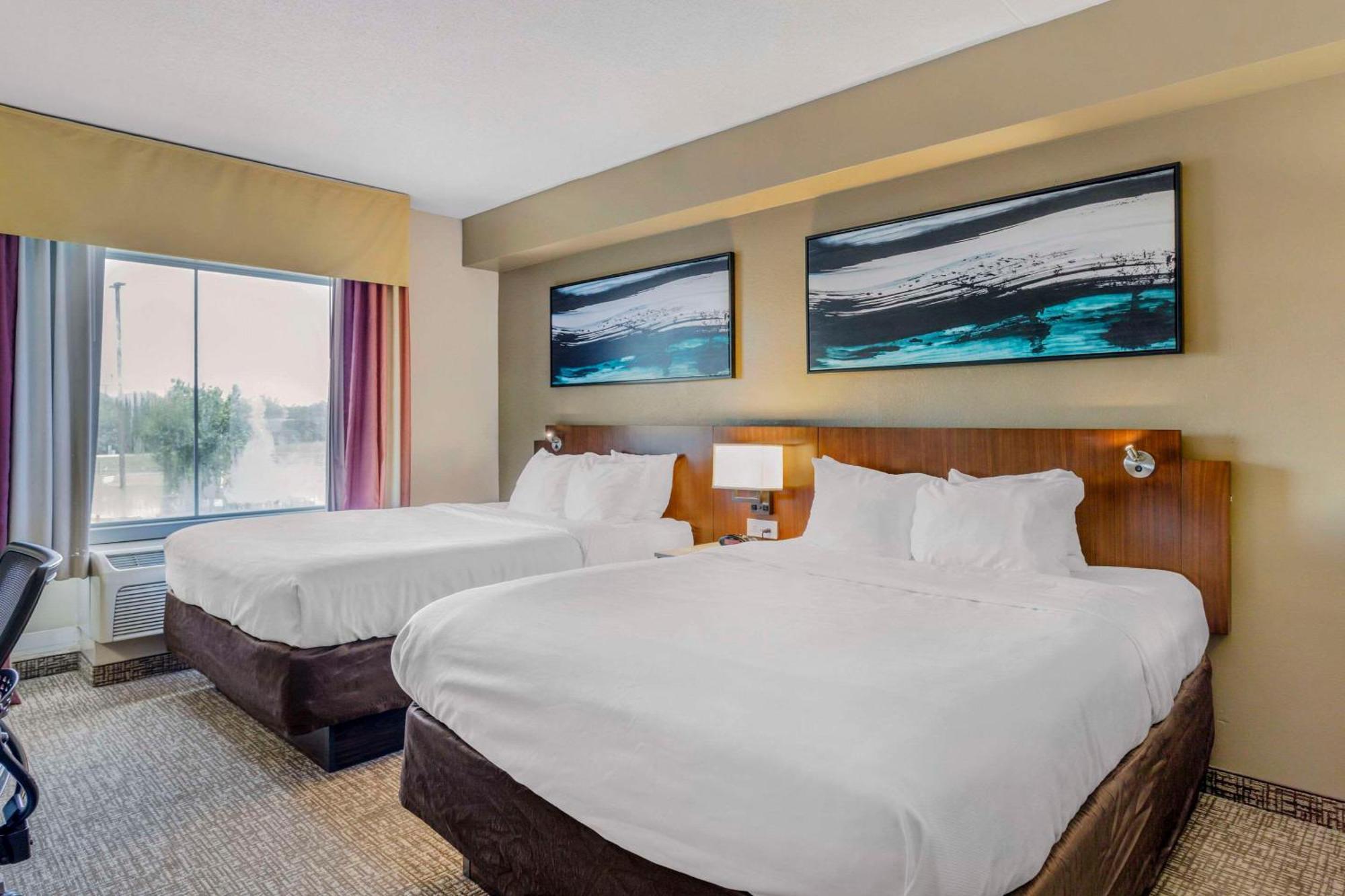 Hotel Comfort East